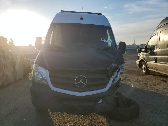 WD3FE7CD8JP594147 - 2018 MERCEDES-BENZ SPRINTER 2500 WHITE photo 5