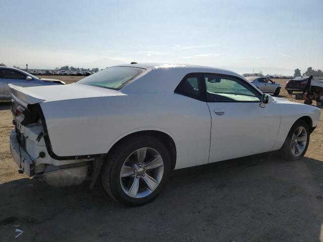 2C3CDZAG9KH723396 - 2019 DODGE CHALLENGER SXT WHITE photo 3