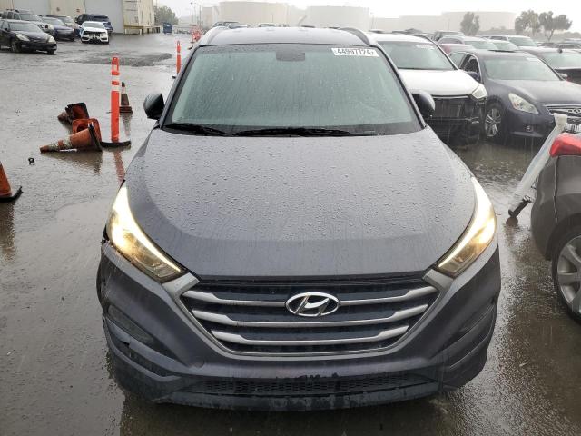 KM8J33A4XHU420122 - 2017 HYUNDAI TUCSON LIMITED GRAY photo 5