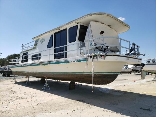 GBN41247A101 - 2001 BOAT HOUSEBOAT WHITE photo 1