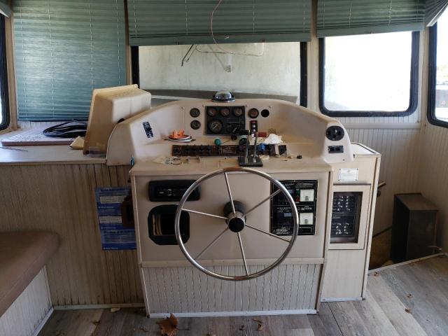 GBN41247A101 - 2001 BOAT HOUSEBOAT WHITE photo 5