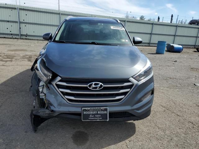 KM8J3CA4XHU509463 - 2017 HYUNDAI TUCSON LIMITED GRAY photo 5