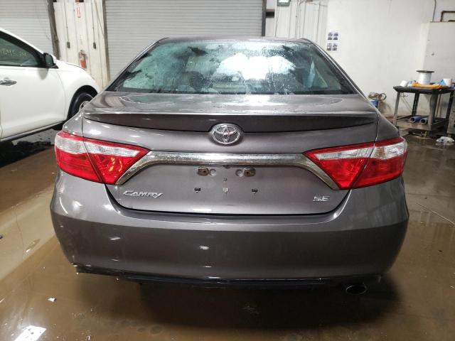 4T1BF1FK0HU414689 - 2017 TOYOTA CAMRY LE GRAY photo 6