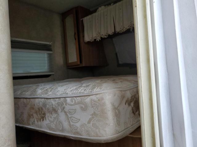 4YDT28R21A1532389 - 2010 KEYSTONE SPRINTER WHITE photo 5