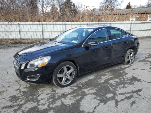 2013 VOLVO S60 T5, 