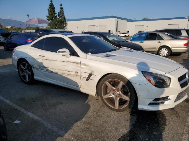 WDDJK7DA0DF017965 - 2013 MERCEDES-BENZ SL 550 WHITE photo 4