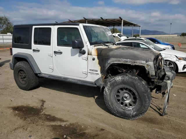 1C4BJWDG7JL807888 - 2018 JEEP WRANGLER U SPORT WHITE photo 4