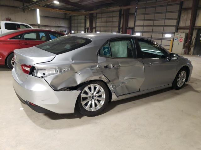 4T1B11HK9JU030590 - 2018 TOYOTA CAMRY L SILVER photo 3