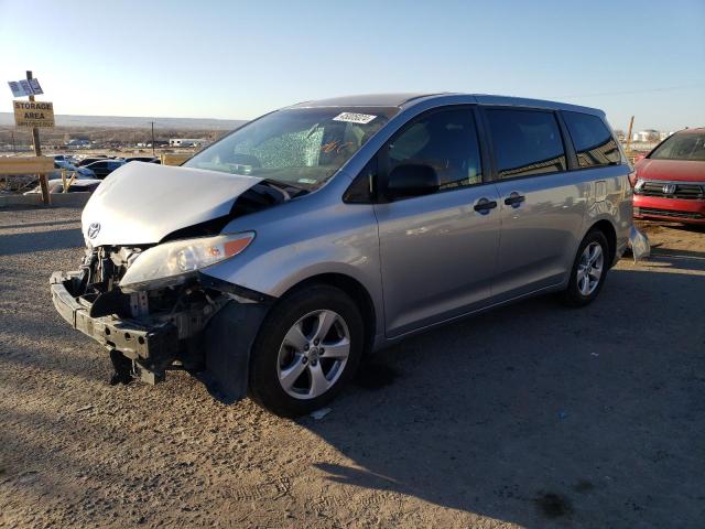 2017 TOYOTA SIENNA, 