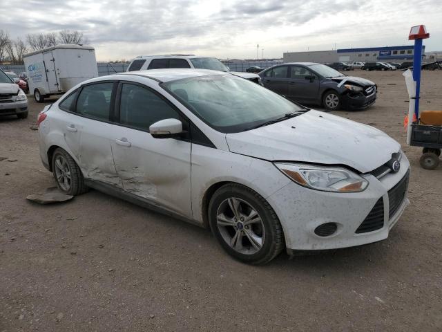 1FADP3F27EL437707 - 2014 FORD FOCUS SE WHITE photo 4