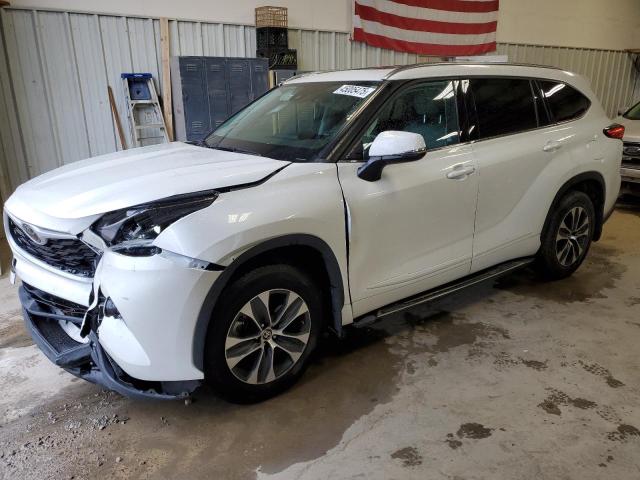 5TDGZRAH1MS526038 - 2021 TOYOTA HIGHLANDER XLE 白色 照片 1