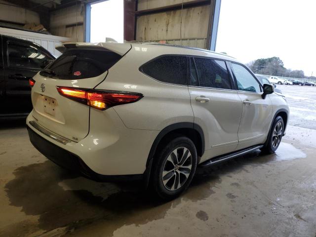 5TDGZRAH1MS526038 - 2021 TOYOTA HIGHLANDER XLE 白色 照片 3