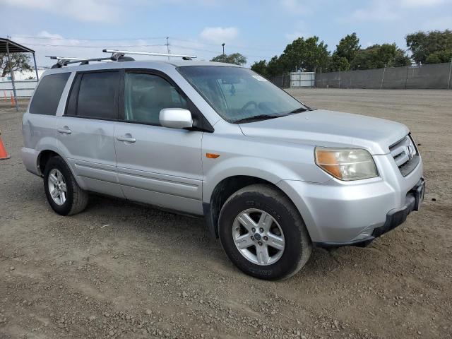 5FNYF28476B040218 - 2006 HONDA PILOT EX SILVER photo 4