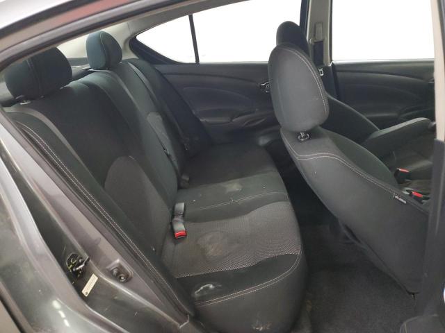 3N1CN7AP0KL860167 - 2019 NISSAN VERSA S GRAY photo 10