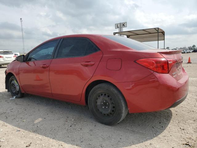 5YFBURHE3JP847748 - 2018 TOYOTA COROLLA L RED photo 2