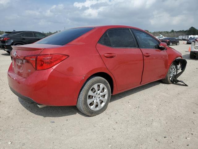 5YFBURHE3JP847748 - 2018 TOYOTA COROLLA L RED photo 3