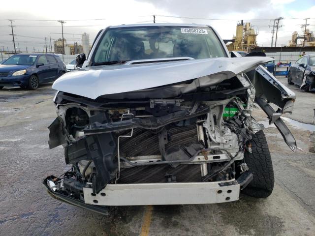 JTEBU5JR2G5321389 - 2016 TOYOTA 4RUNNER SR5/SR5 PREMIUM 银色 照片 5