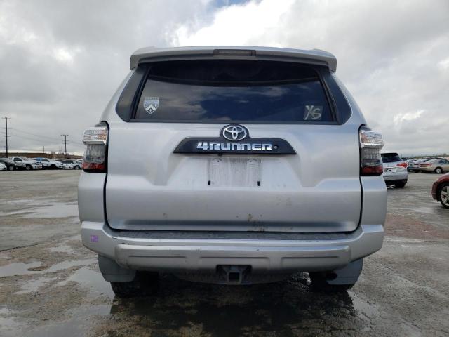 JTEBU5JR2G5321389 - 2016 TOYOTA 4RUNNER SR5/SR5 PREMIUM SILVER photo 6