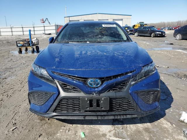 4T1G31AK8PU047383 - 2023 TOYOTA CAMRY SE NIGHT SHADE BLUE photo 5