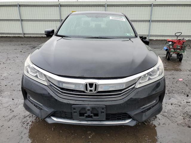 1HGCR2F8XHA193261 - 2017 HONDA ACCORD EXL BLACK photo 5