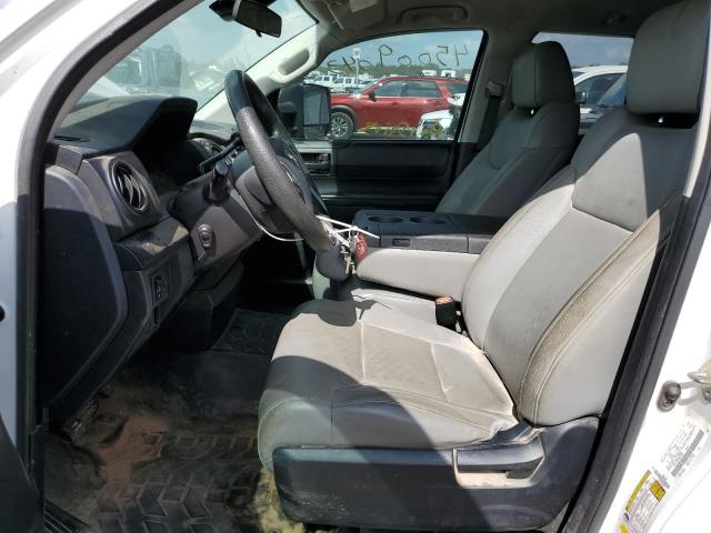 5TFCY5F18KX025189 - 2019 TOYOTA TUNDRA DOUBLE CAB SR/SR5 WHITE photo 7