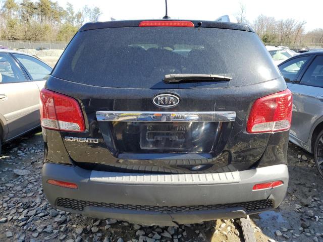 5XYKT3A64DG382795 - 2013 KIA SORENTO LX BLACK photo 6