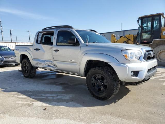 3TMJU4GN7DM142088 - 2013 TOYOTA TACOMA DOUBLE CAB PRERUNNER SILVER photo 4