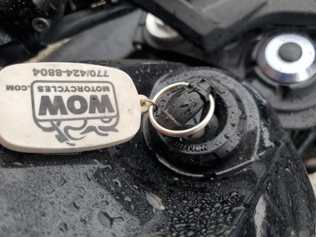 JKAEXEJ11KDA04265 - 2019 KAWASAKI EX650 J ორფეროვანი ფოტო 8