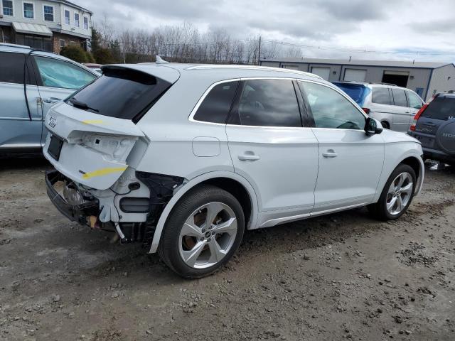 WA1BAAFY2M2013359 - 2021 AUDI Q5 PREMIUM PLUS WHITE photo 3