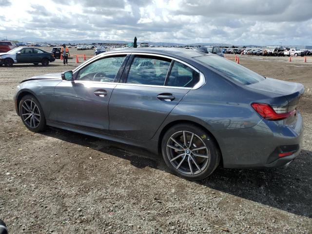 3MW5R1J02L8B15724 - 2020 BMW 330I BLACK photo 2