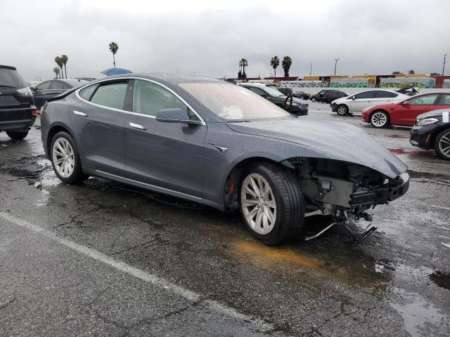 5YJSA1E17HF203073 - 2017 TESLA MODEL S GRAY photo 4