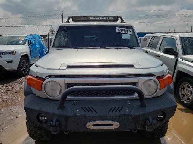 JTEBU11F18K044204 - 2008 TOYOTA FJ CRUISER SILVER photo 5