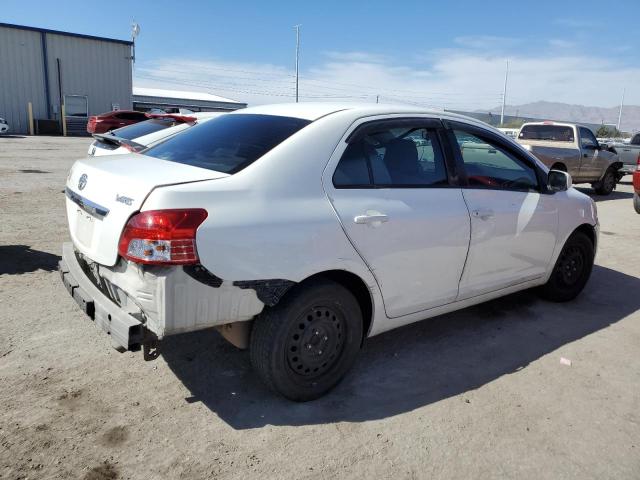 JTDBT903491309637 - 2009 TOYOTA YARIS WHITE photo 3