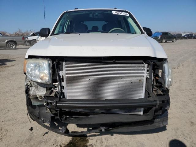 1FMCU03G09KC25512 - 2009 FORD ESCAPE XLT WHITE photo 5