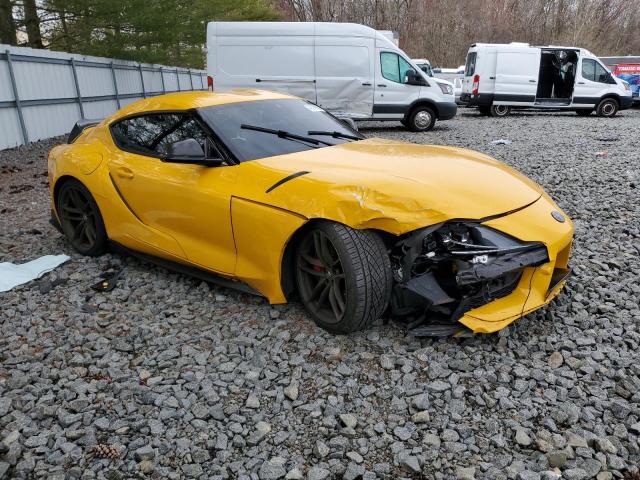 WZ1DB4C03LW023757 - 2020 TOYOTA SUPRA BASE YELLOW photo 4