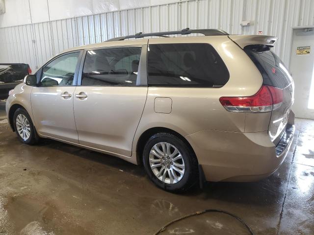 5TDYK3DC9BS113268 - 2011 TOYOTA SIENNA XLE TAN photo 2