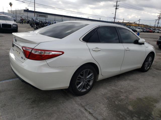 4T1BD1FKXHU222850 - 2017 TOYOTA CAMRY HYBRID WHITE photo 3