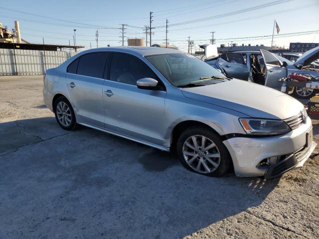 3VWD17AJ4EM375549 - 2014 VOLKSWAGEN JETTA SE SILVER photo 4