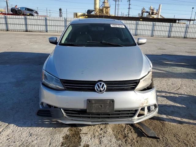 3VWD17AJ4EM375549 - 2014 VOLKSWAGEN JETTA SE SILVER photo 5