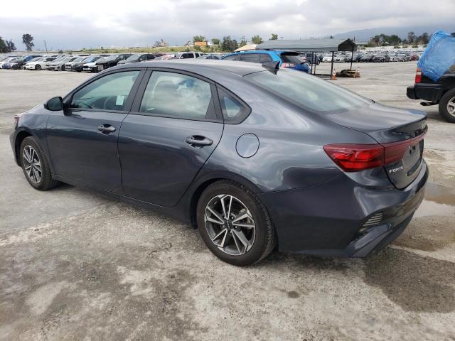 3KPF24AD4PE557170 - 2023 KIA FORTE LX GRAY photo 2