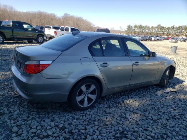 WBANF73597CY16523 - 2007 BMW 530 XI GREEN photo 3