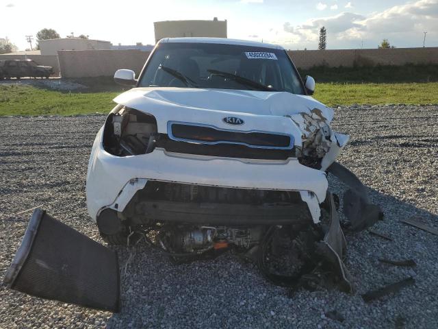 KNDJP3A51F7151943 - 2015 KIA SOUL + WHITE photo 5