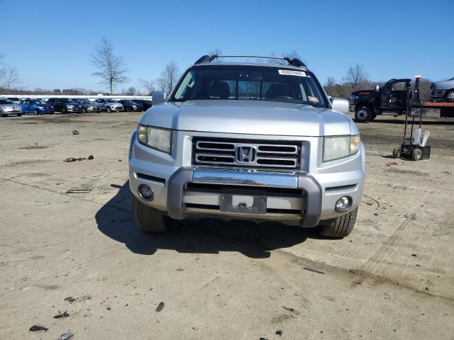 2HJYK16506H570988 - 2006 HONDA RIDGELINE RTL SILVER photo 5