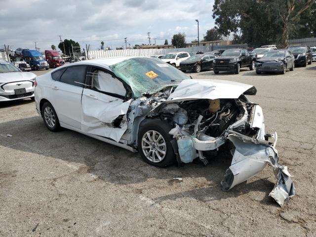 3FA6P0G72HR358677 - 2017 FORD FUSION S WHITE photo 4