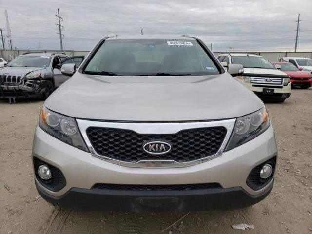 5XYKT4A63DG419549 - 2013 KIA SORENTO LX TAN photo 5