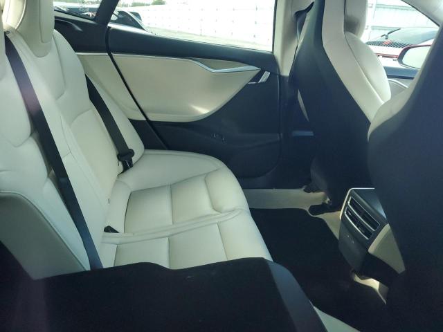 5YJSA1E18HF214146 - 2017 TESLA MODEL S Qırmızı foto 10