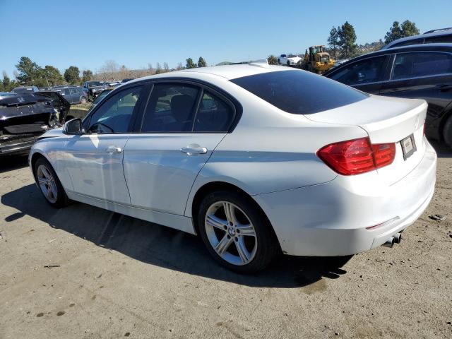 WBA3C1C52DF440030 - 2013 BMW 328 I SULEV WHITE photo 2