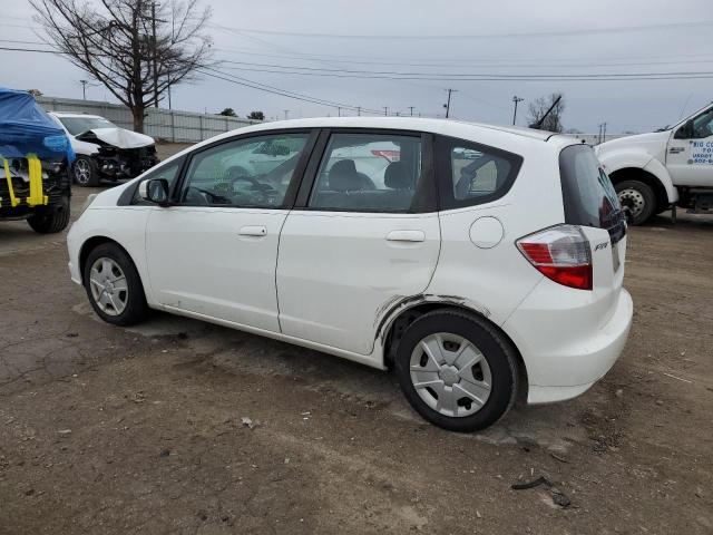 JHMGE8H38DC024126 - 2013 HONDA FIT WHITE photo 2