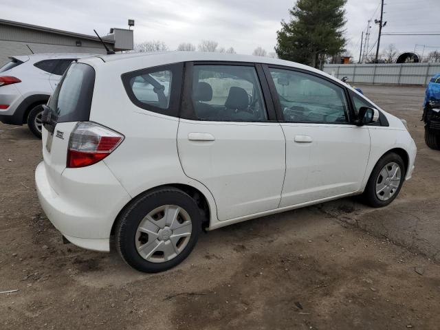 JHMGE8H38DC024126 - 2013 HONDA FIT WHITE photo 3