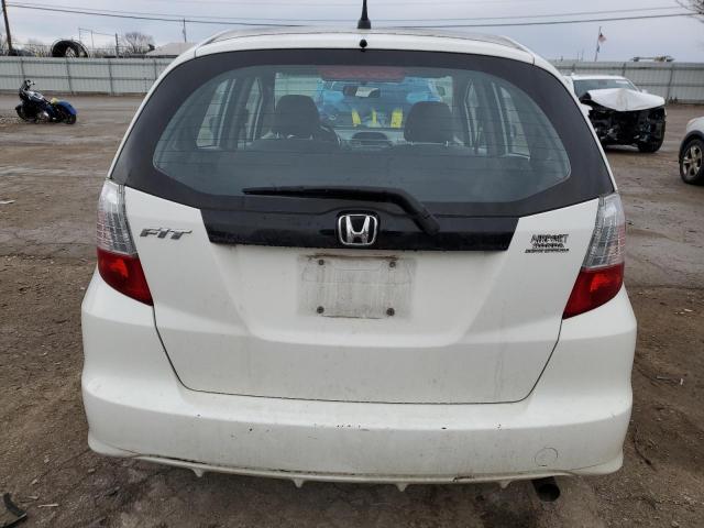 JHMGE8H38DC024126 - 2013 HONDA FIT WHITE photo 6